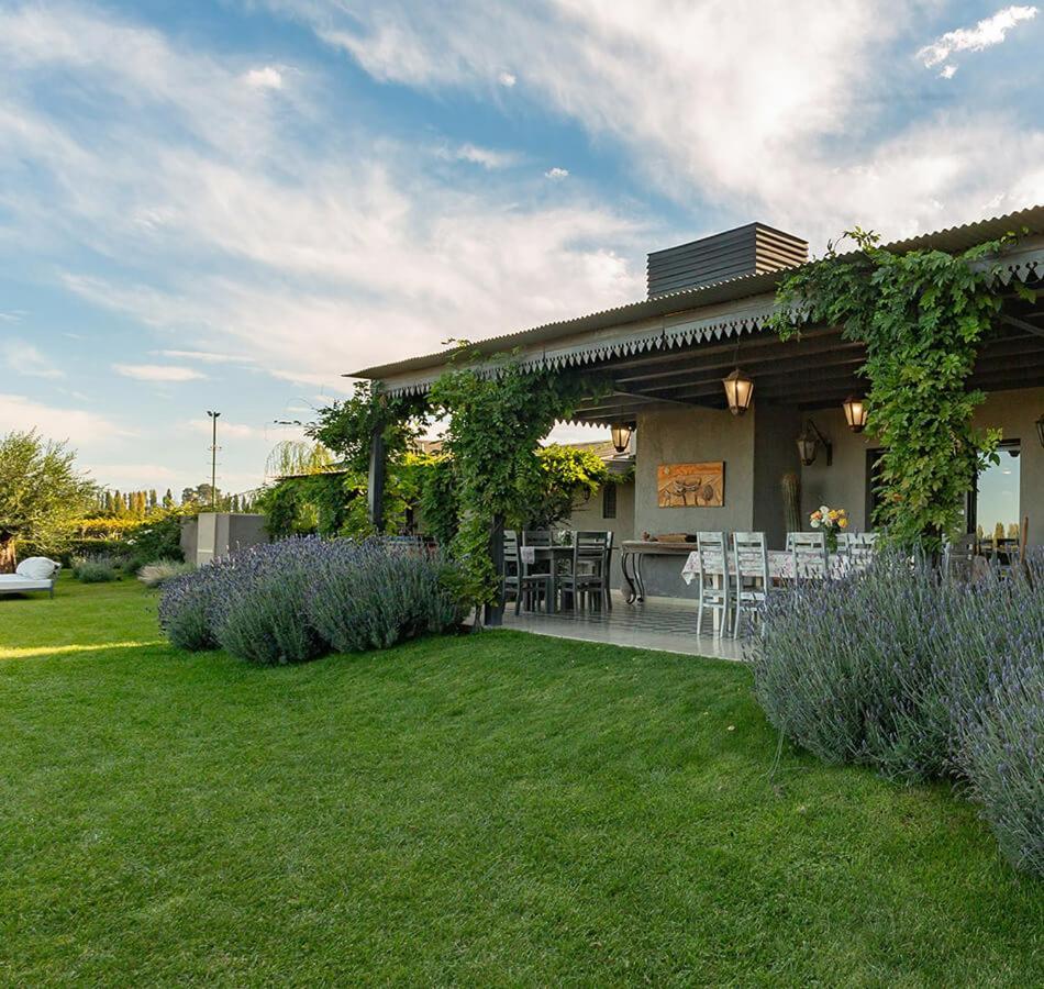 Holiday home Bodega Durigutti Family Winemakers *